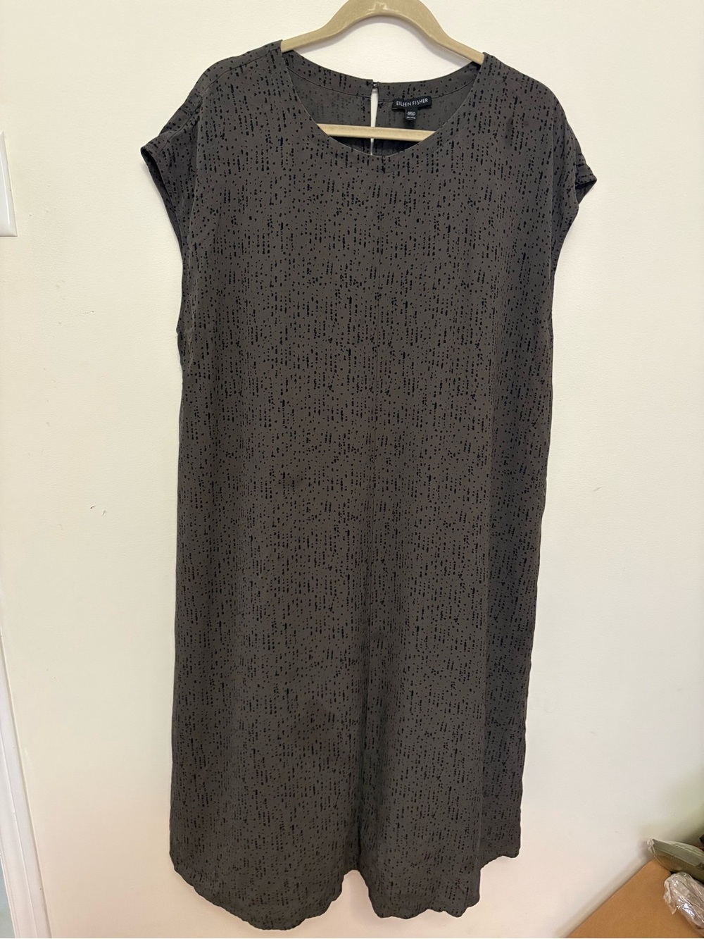 Eileen Fisher 100% Silk Abstract Print Sleeveless Shift Dress – Charcoal Gray XL